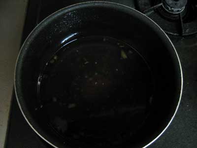 栗の煮汁を煮詰める